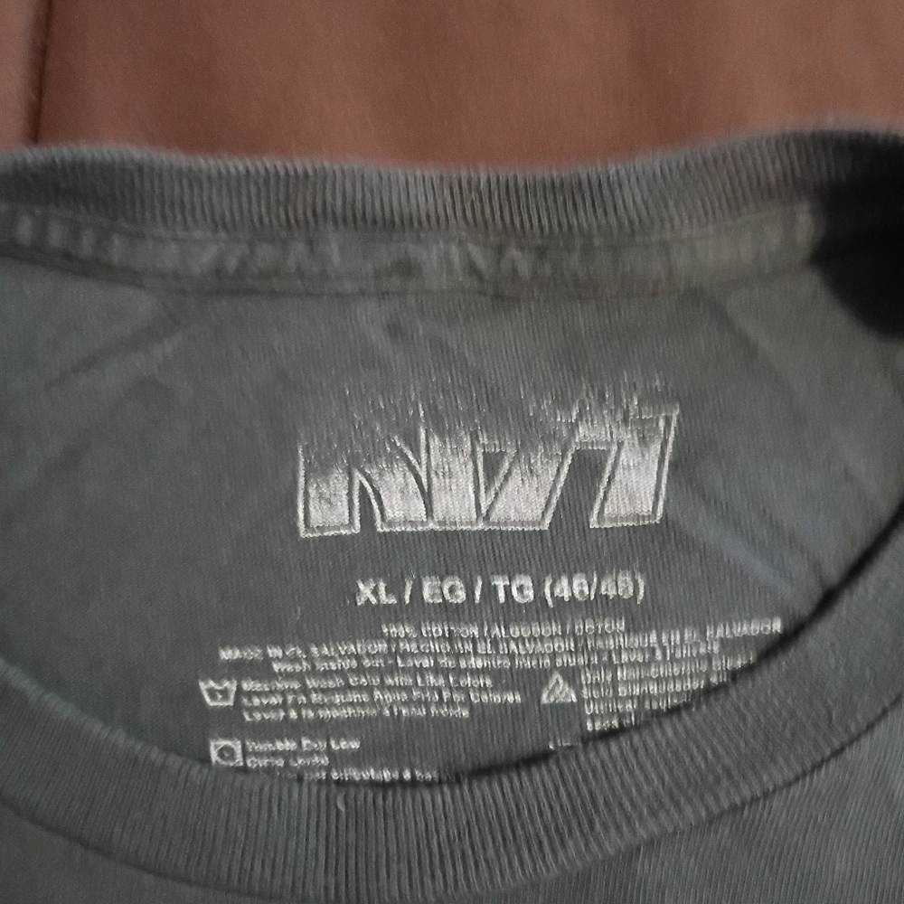 KISS Rock N Roll All Night Band Tee - Picture 3 of 3